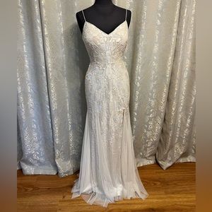 - Adrianna Papell Destination 40309